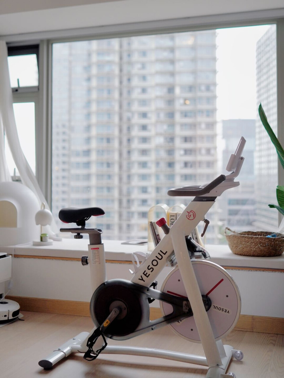 YESOUL野小兽动感单车支持HUAWEI HiLink磁控家用健身车运动健康室内脚踏车S1(yesoul野小兽公司怎么样),第4张