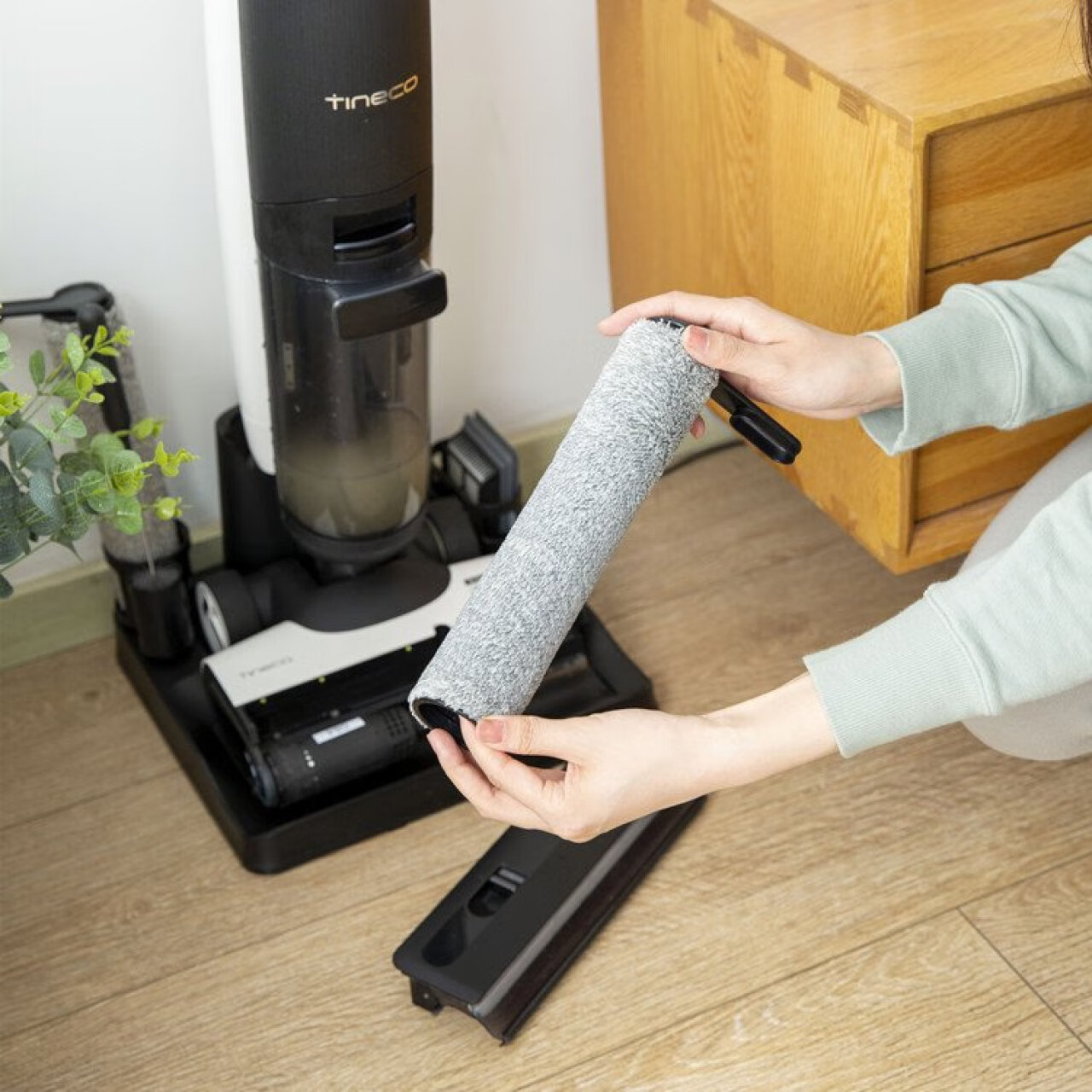 添可(TINECO)无线智能洗地机芙万3.0 家用扫地机吸拖一体手持吸尘器(添可洗地机和必胜 哪个好),第4张
