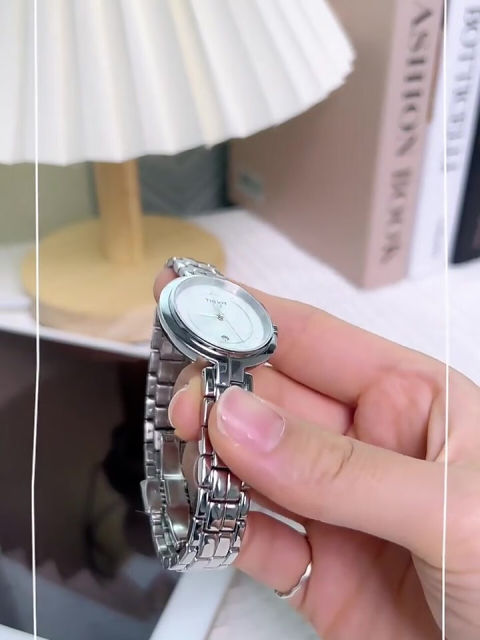 天梭(TISSOT)瑞士手表 弗拉明戈系列小美人钢带石英女士腕表送女友T094.210.11.111.00(天梭手表),第3张