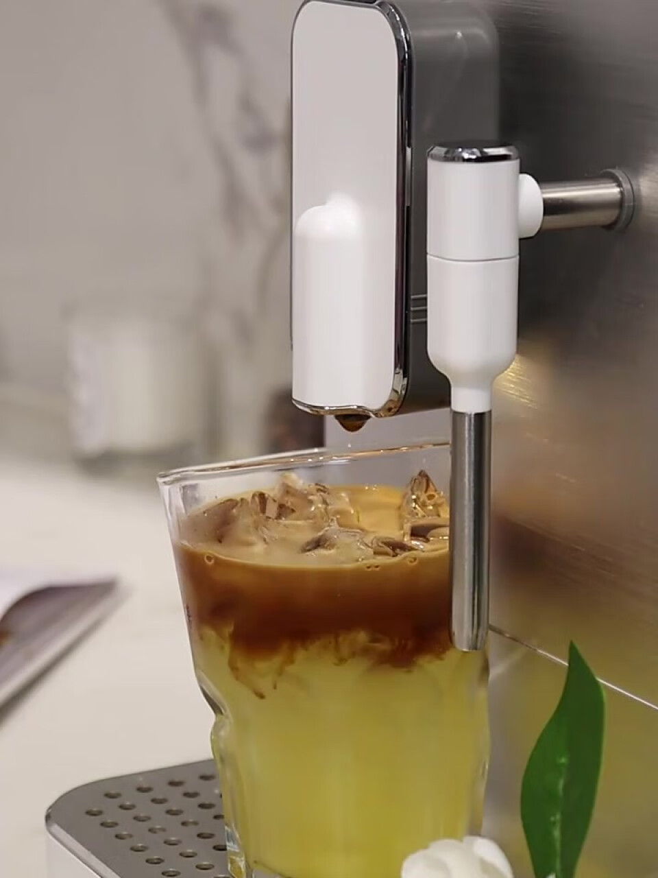 SMEG 斯麦格 意大利意式咖啡机全自动家用 蒸汽打奶泡 磨豆机咖啡豆研磨机 BCC02 白色,第5张