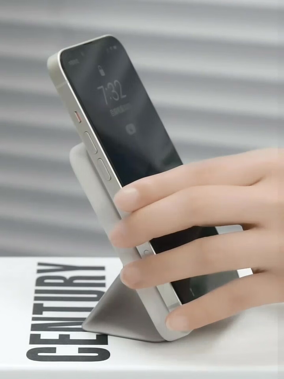 Anker安克 苹果磁吸充电宝magsafe便携 无线随身充电宝苹果专用自带Type-C线 适苹果iPhone141312 云石白,第4张