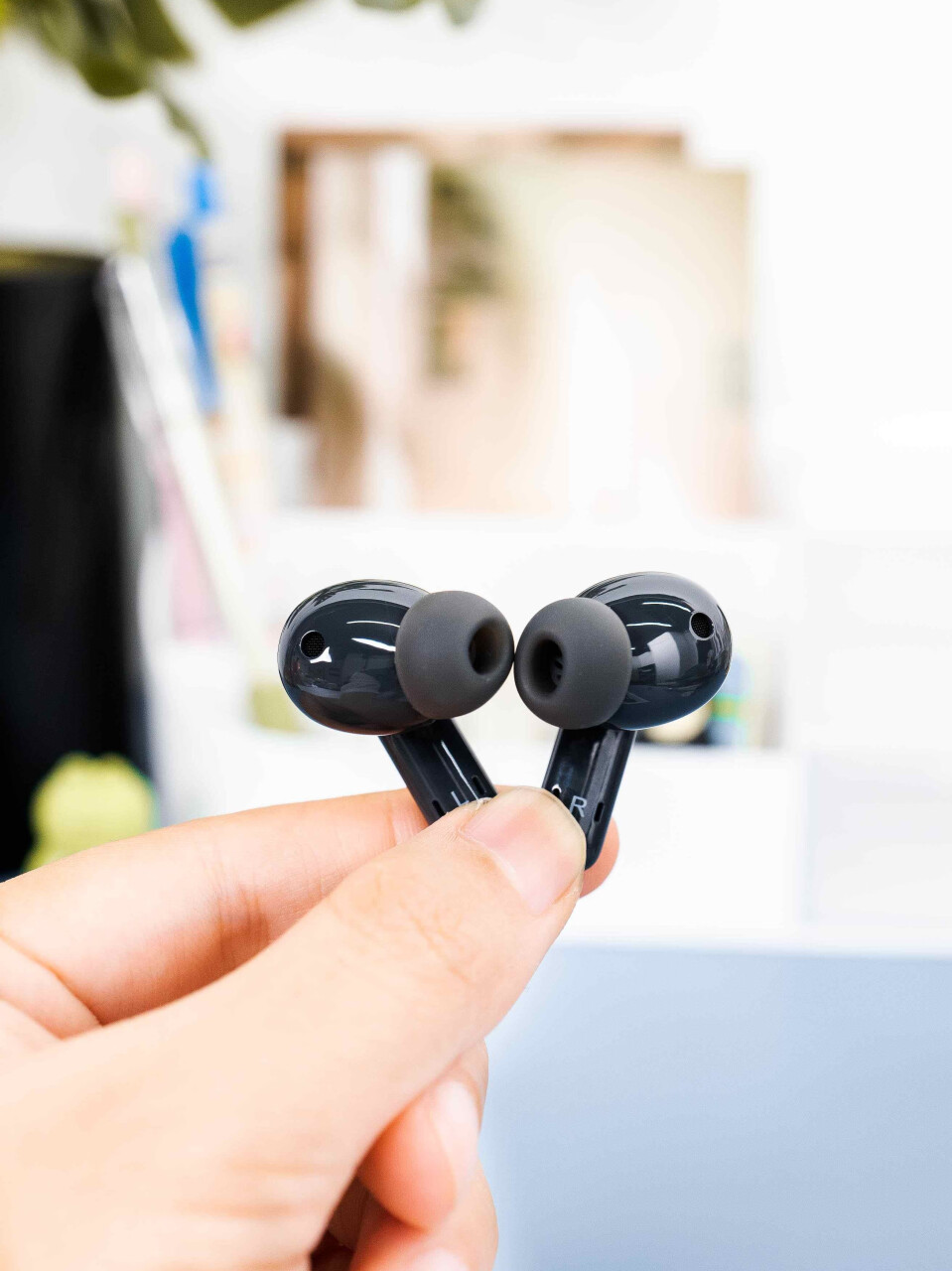 华为HUAWEI FreeBuds 5i 真无线蓝牙耳机主动降噪 入耳式耳机双重混合降噪 双连接版蓝牙耳机 陶瓷白,第2张