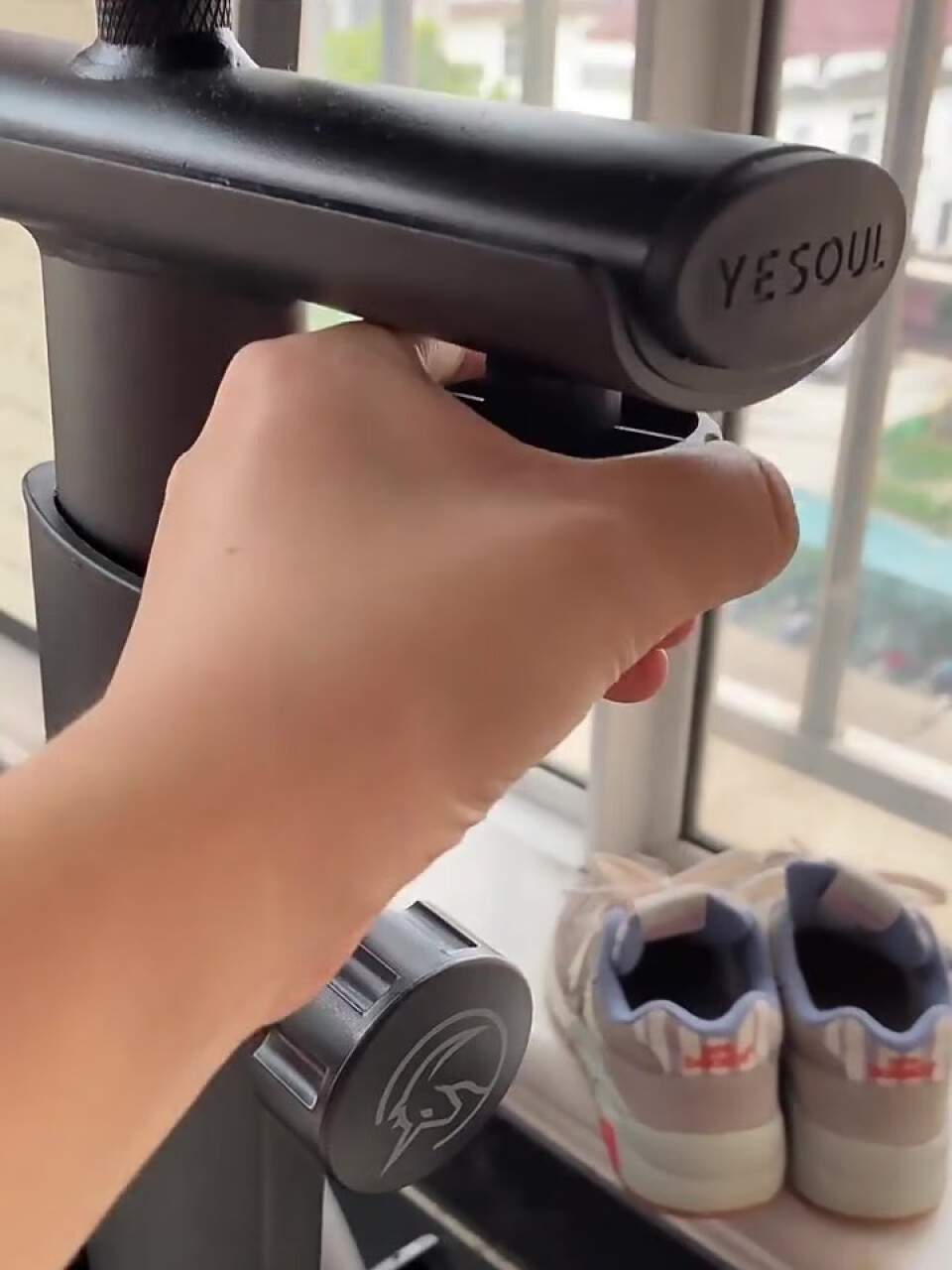 野小兽（YESOUL） YESOUL野小兽动感单车家用智能健身车磁控室内运动健身器材S1 典雅白-标准版-送456VIP课程,第4张