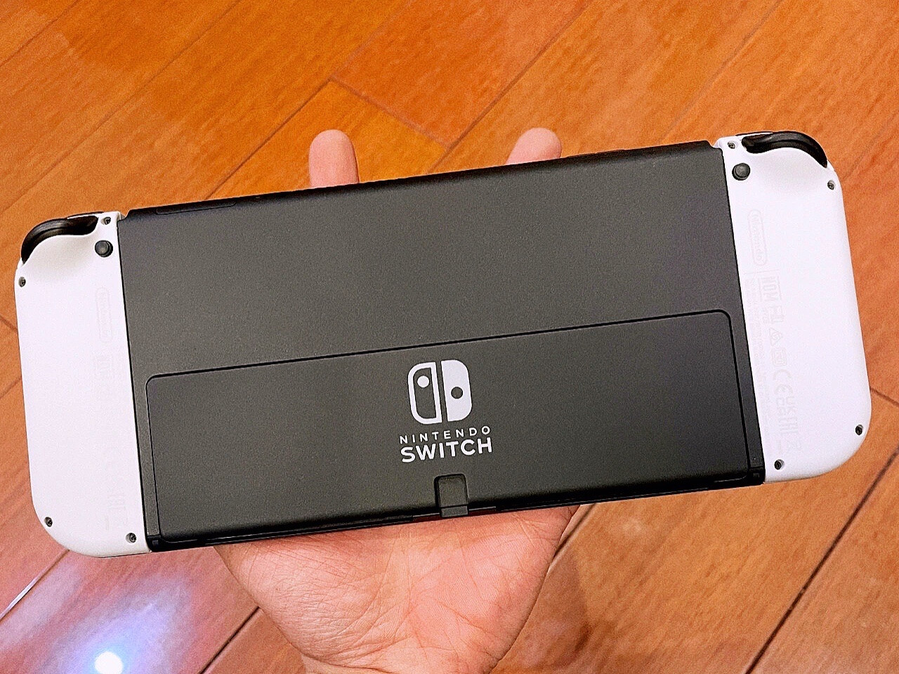 任天堂（Nintendo） Switch NS掌上游戏机 OLED主机 日版白色 续航加强版 便携家用体感掌机(任天堂Nintendo Switch),第5张
