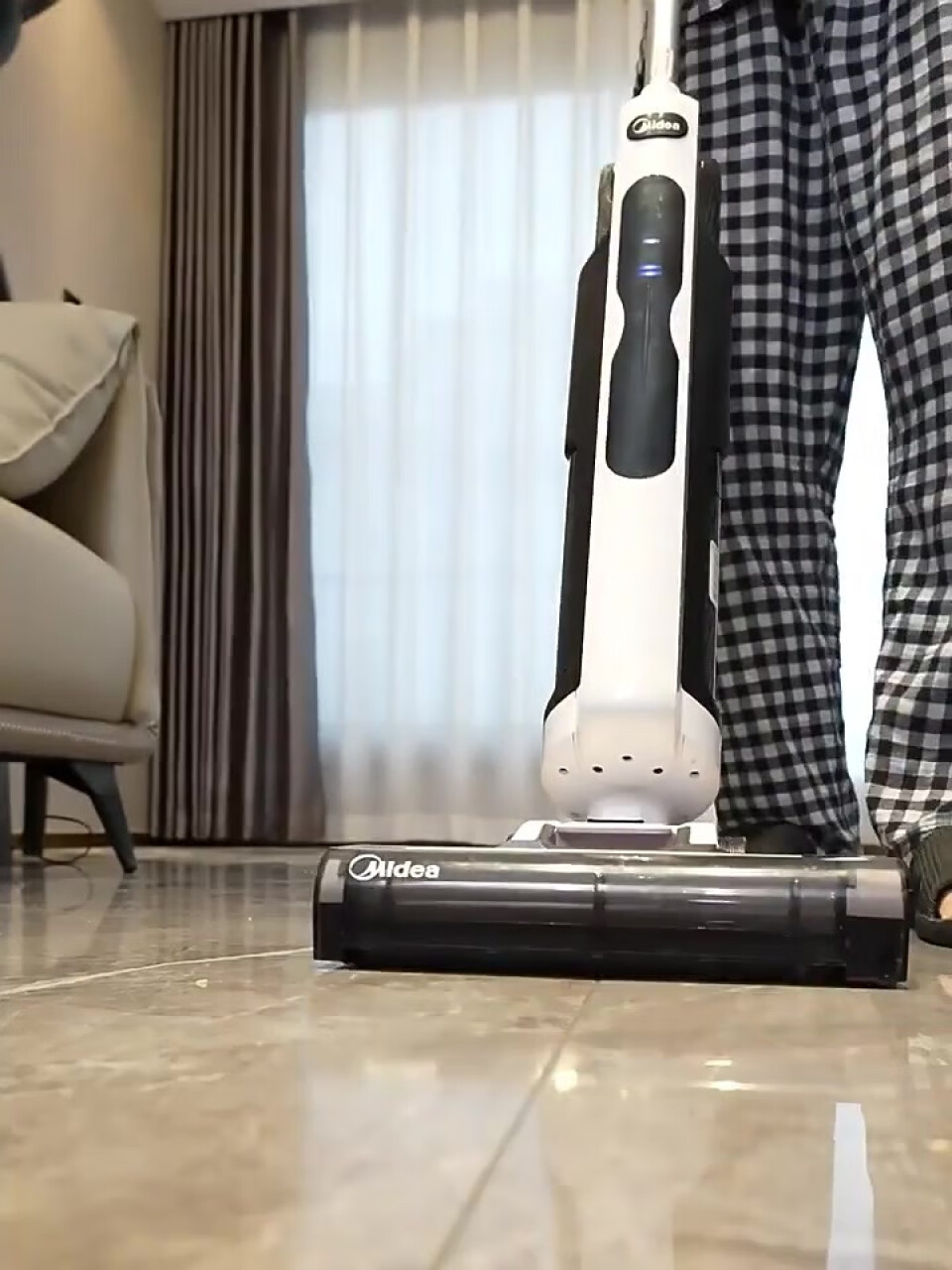 美的（Midea）洗地机X7 轻量无线智能深度清洁洗地机2.0 除菌吸尘器吸拖洗扫一体拖地机,第5张