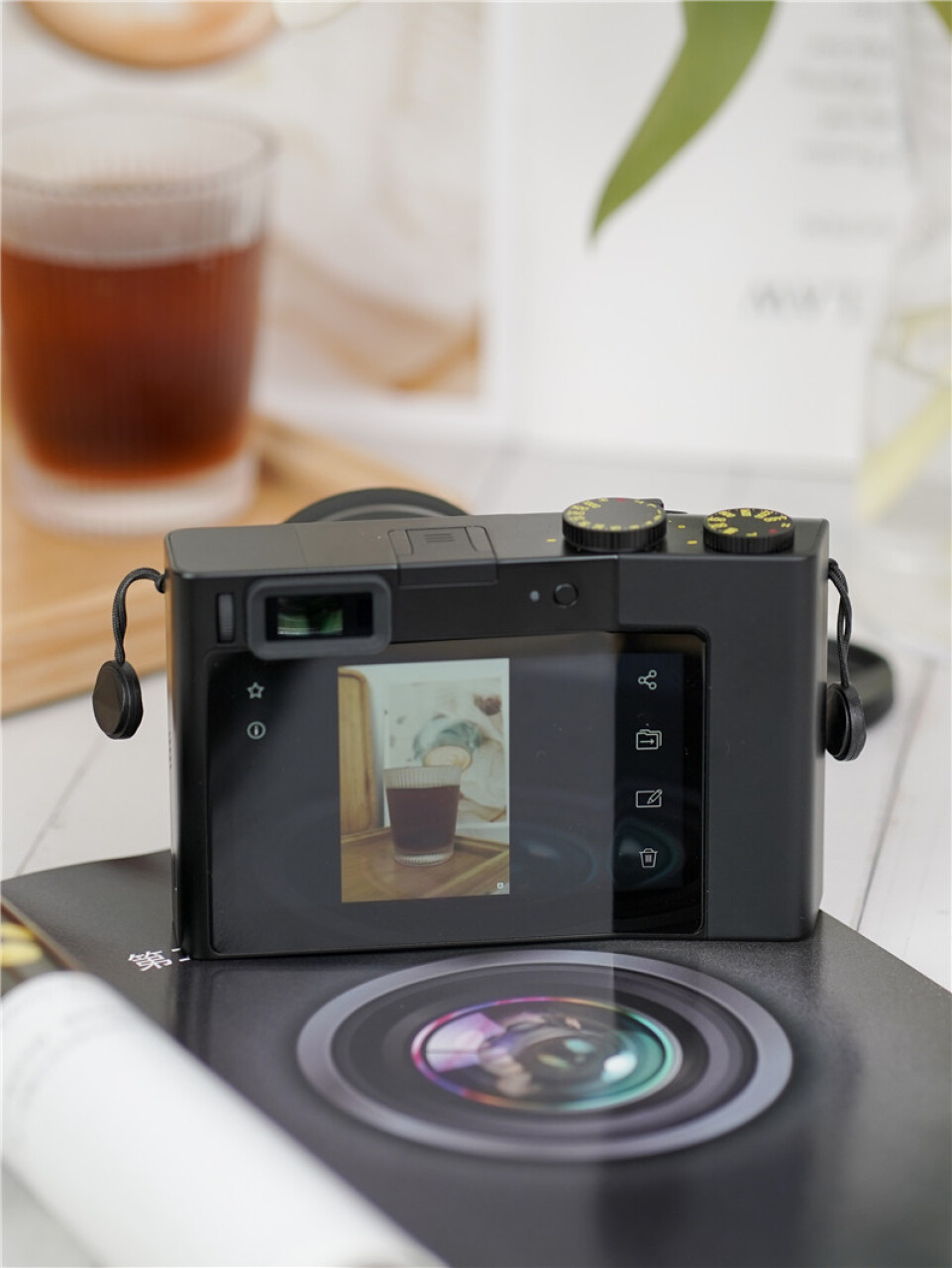 ZEISS蔡司ZX1多功能便携式数码相机高清一体相机(zeiss蔡司官网三坐标),第4张