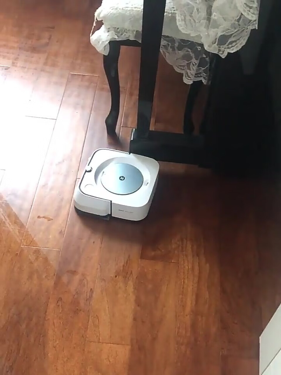 iRobot Braava jet m6智能洗地擦地拖地机器人家用全自动扫地机器人吸尘器伴侣白色,第3张