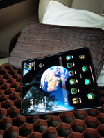 三星Galaxy Z Fold2 5G图5