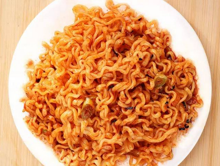 韩国双倍辣核弹火鸡面到底有多辣 怎么吃才好