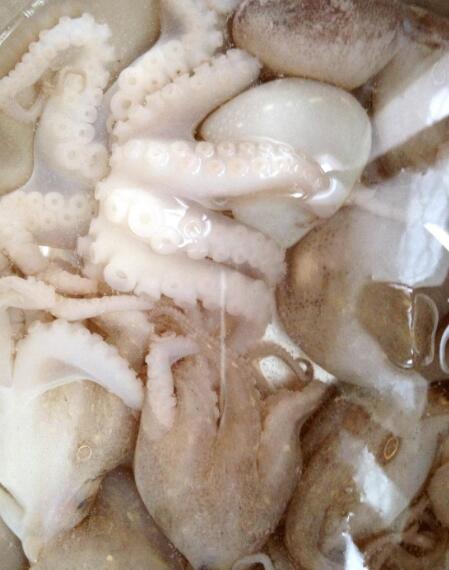 章鱼哪些部位不能吃 章鱼怎么处理才干净