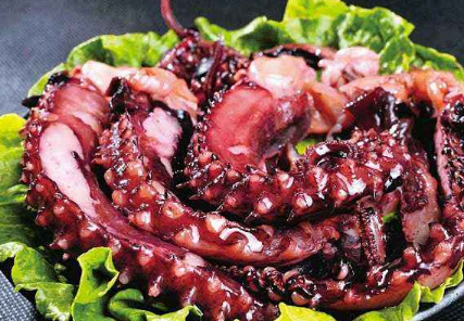 章鱼墨汁能吃吗 八爪鱼头里面的墨汁什么味道