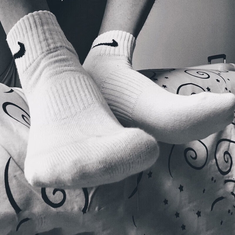 ӪͿ(NIKE) ٸ͸ ˫װSX7677-100L 75Ԫ