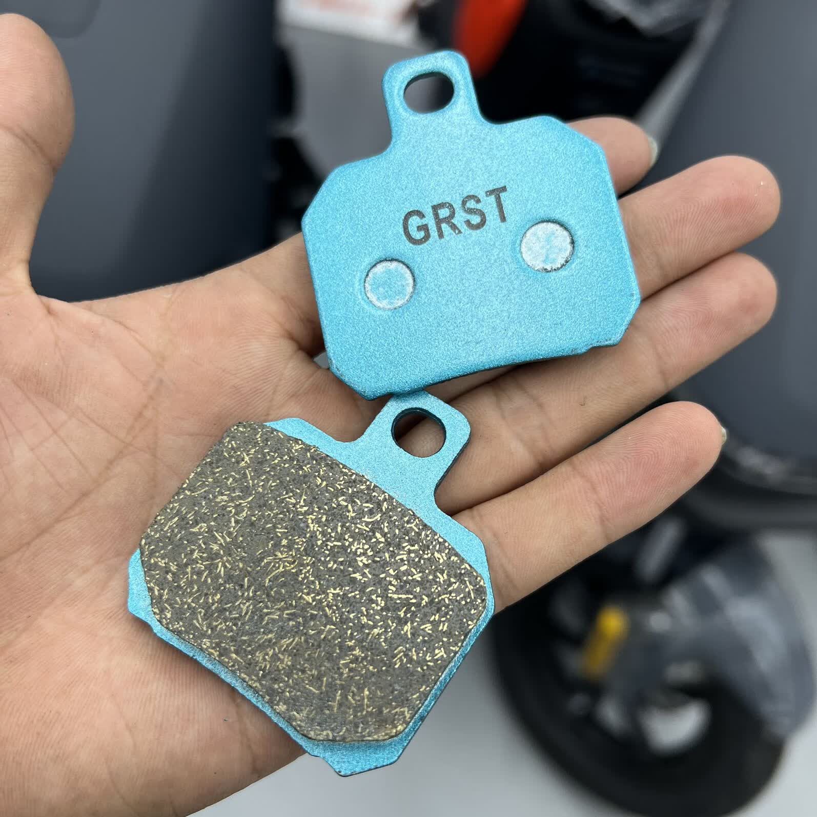 ��ɼ˹�ɻ���ɲ��Ƭ��Ƥ��Ƥ����С���䲼�ײ������� GRSTС�з��Ƥ