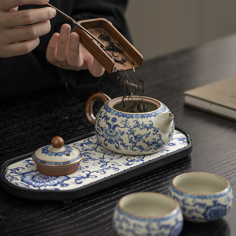 ����İ���Ҥ�����װ���׸߶˰�����������Ʒ�����Ϲ�����������ʿ�Ͱְ� ����һ�����������̸ߵ����װ ��Ǩ��������ʦ���ݼ���Ʒʵ�� 150Ԫ