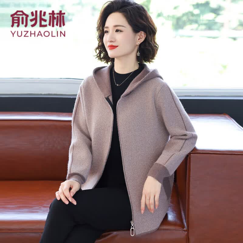 ������������װ����Ů�����߹�2025�¿��������50�괺����ñ������Ůװ �ϻ�ɫ�����ס� XL ����115-130�ﴩ