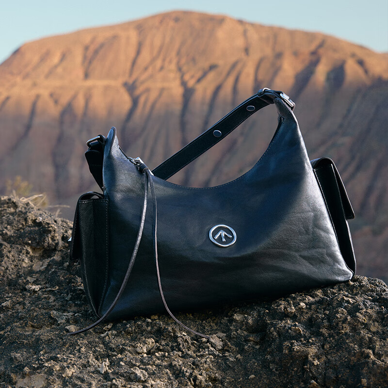 GROTTO25¿˾hoboֲƤҸµбﾭ/ŽS