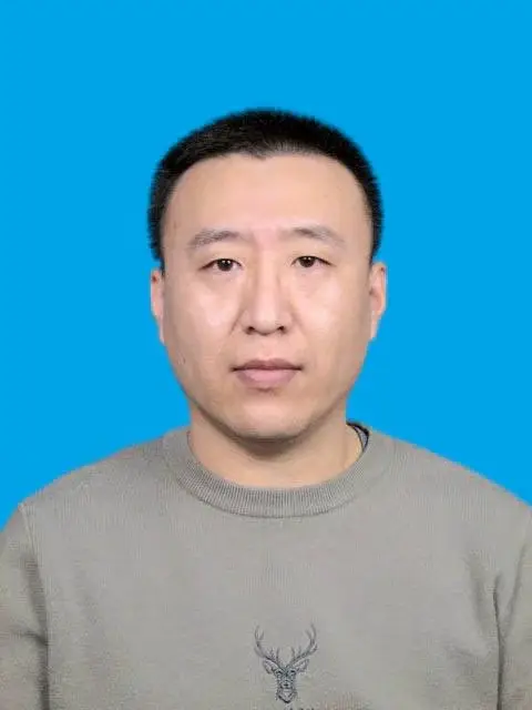 李东