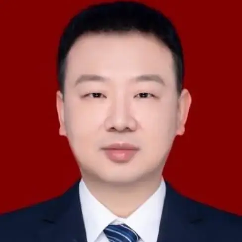 李喆